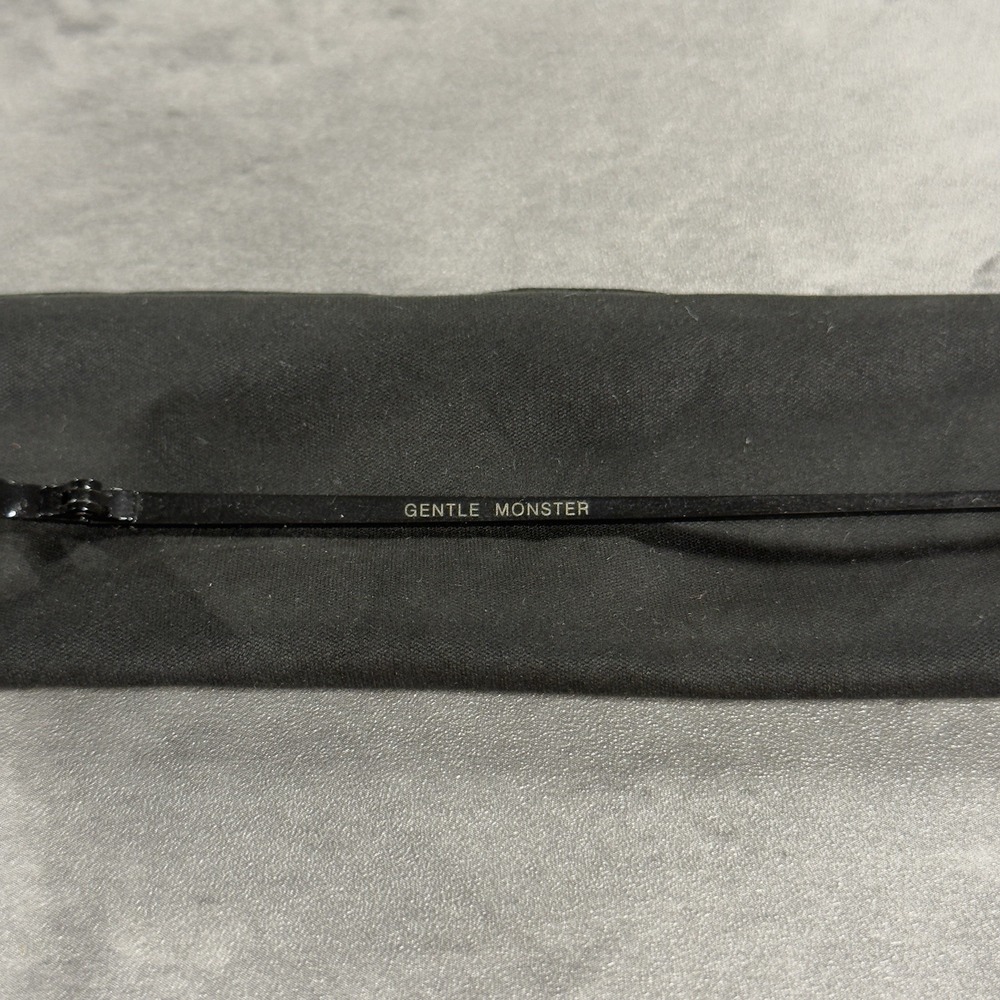 Gentle Monster Sunglasses Lovepunch‎ Black Cat Eye Col. 2 Korea Y2K Modern Chic - Picture 6 of 10